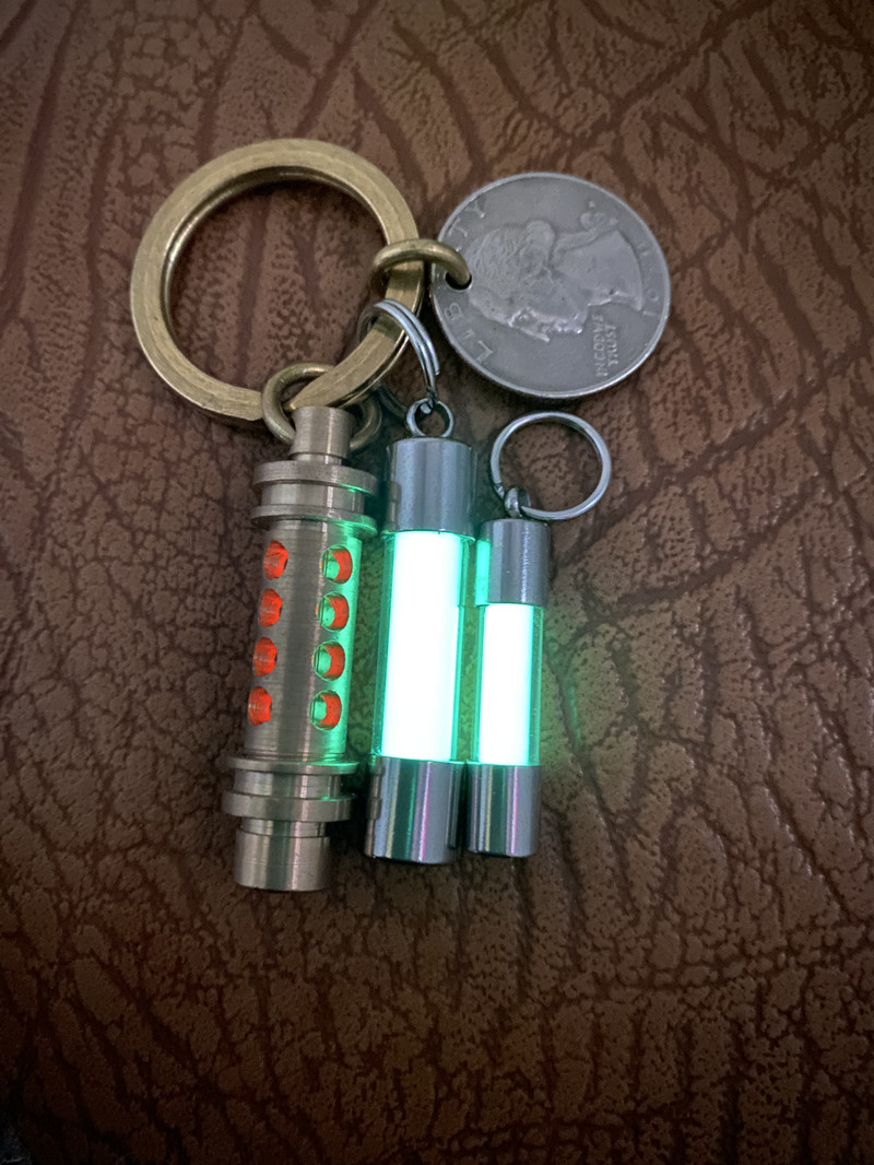 Colgante luminoso de vidrio, c - Tritium Gas Tube reseña y precio